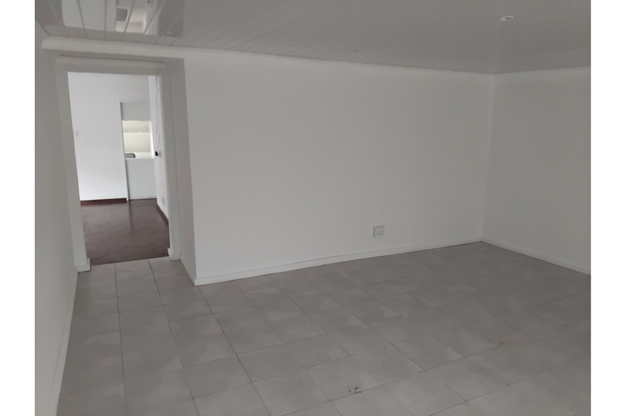 4 Bedroom Property for Sale in Zeekoevlei Western Cape